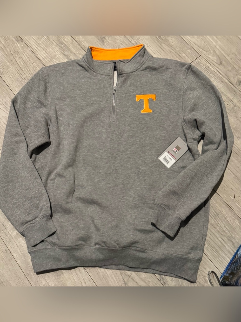 Colosseum Gray Quarter-Zip Tenessee Sweater with Orange 'T' Logo (small hole)